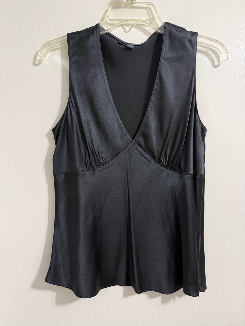 Vintage Banana Republic Black Silk Satin V-Neck Sleeveless Blouse